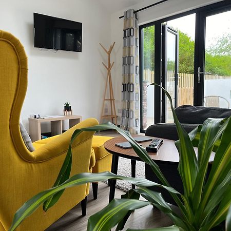 The Coop Apartment Holsworthy Bagian luar foto